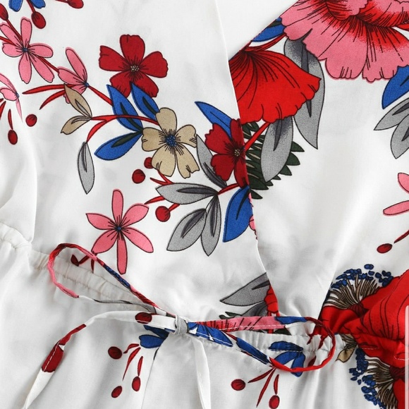 Floral romper - Picture 2 of 5